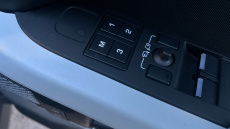 Land Rover Defender 3.0 D250 X-Dynamic HSE 110 5dr Auto Diesel Estate